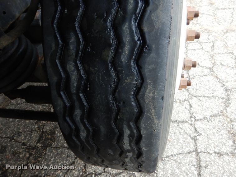 image for item GW9709 2004 Kenworth T800 dump truck