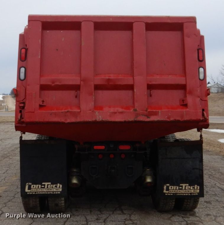 image for item GW9710 2013 Mack Granite dump truck
