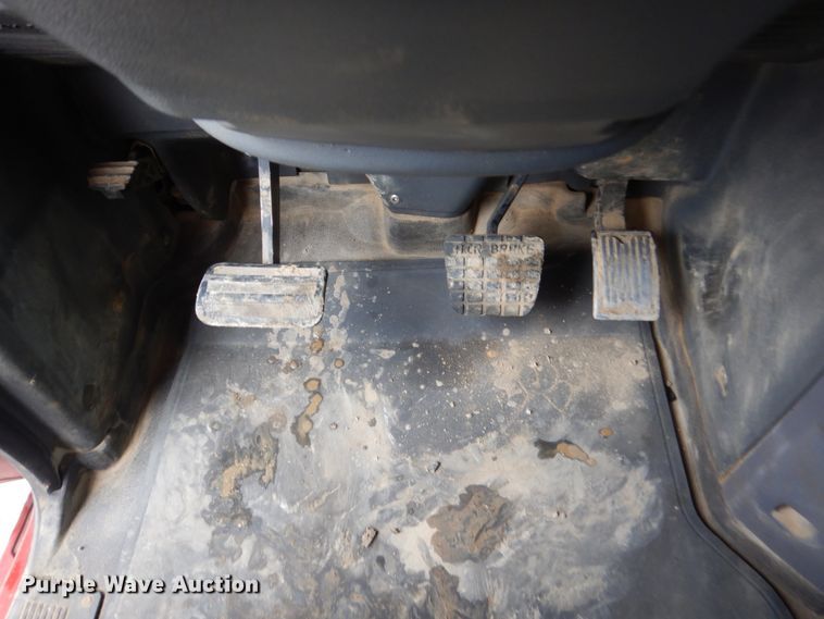 image for item GW9710 2013 Mack Granite dump truck