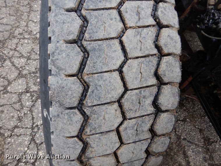 image for item GW9710 2013 Mack Granite dump truck