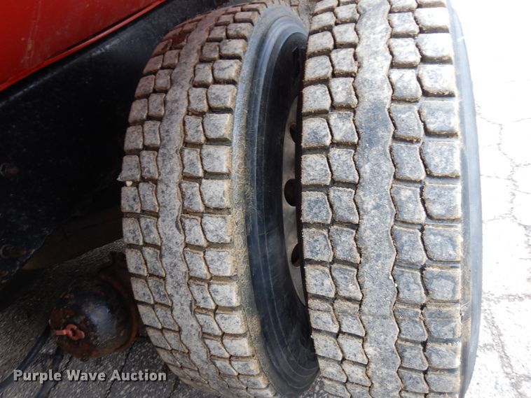 image for item GW9710 2013 Mack Granite dump truck