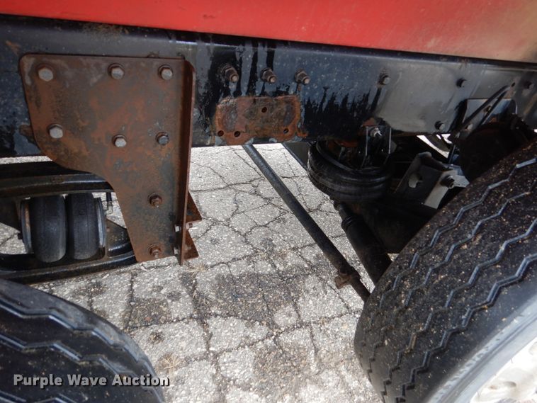 image for item GW9711 2006 Peterbilt 357 dump truck