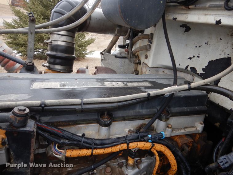 image for item GW9711 2006 Peterbilt 357 dump truck