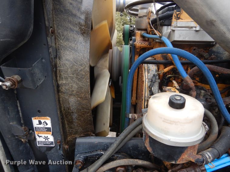 image for item GW9711 2006 Peterbilt 357 dump truck