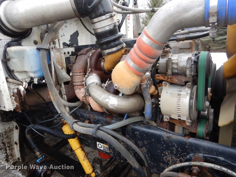 image for item GW9711 2006 Peterbilt 357 dump truck