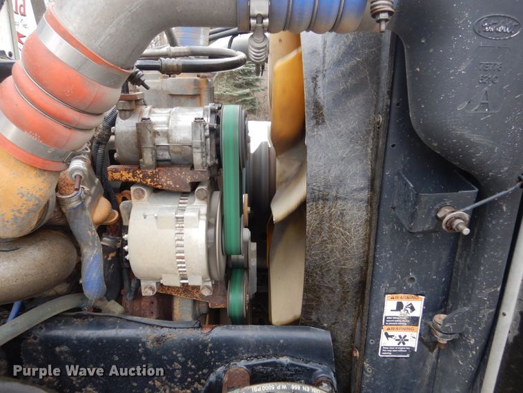 image for item GW9711 2006 Peterbilt 357 dump truck