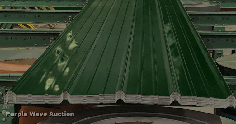 image for item H1335 (60) sheets of metal roofing/siding