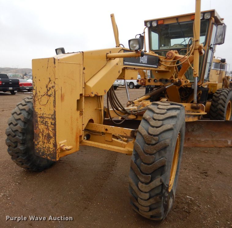 image for item DF5943 2000 Caterpillar 140H motor grader
