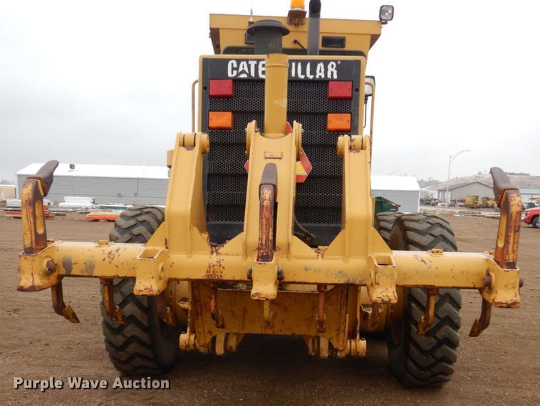 image for item DF5943 2000 Caterpillar 140H motor grader