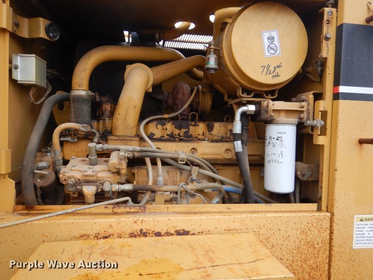 image for item DF5943 2000 Caterpillar 140H motor grader