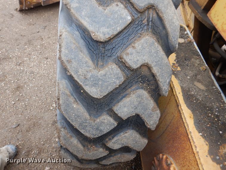 image for item DF5943 2000 Caterpillar 140H motor grader