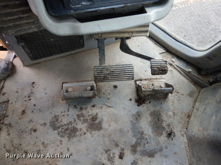 image for item DF5944 2011 Caterpillar D6T XW dozer