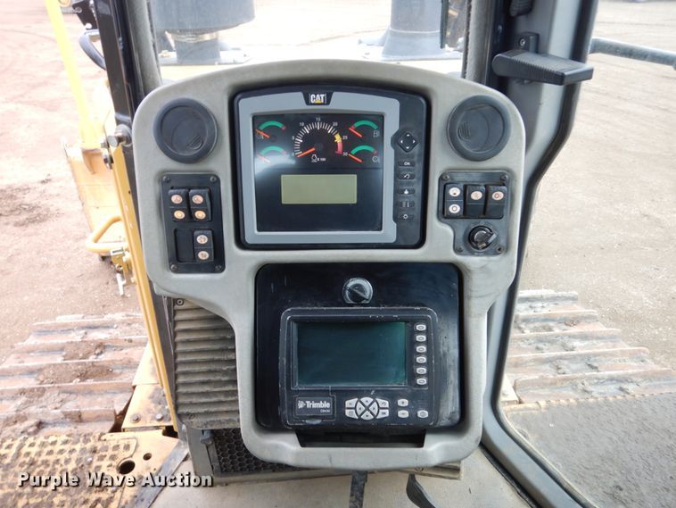 image for item DF5944 2011 Caterpillar D6T XW dozer