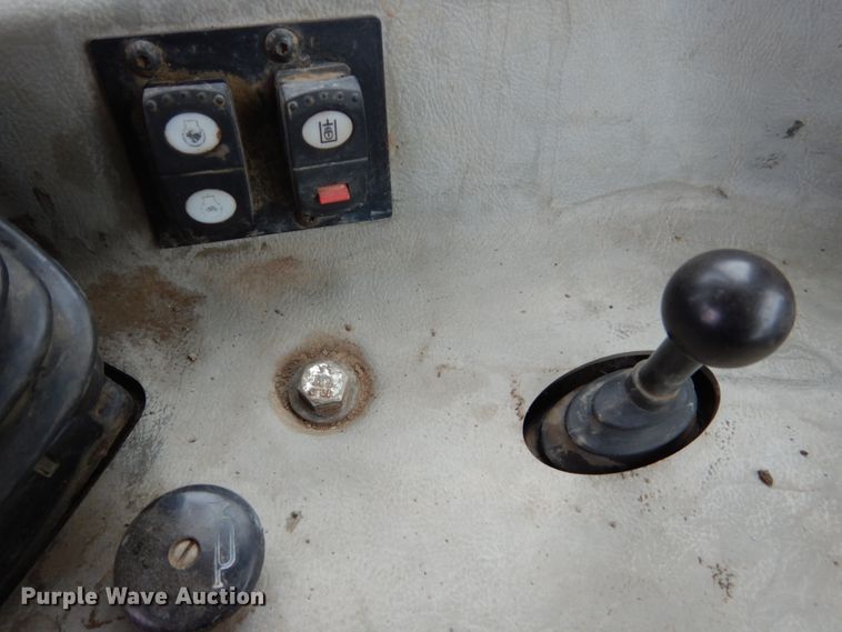 image for item DF5944 2011 Caterpillar D6T XW dozer