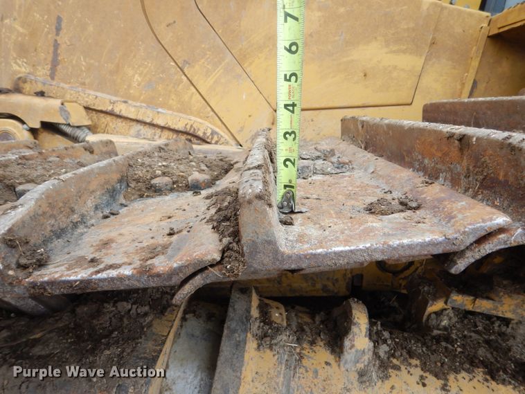 image for item DF5944 2011 Caterpillar D6T XW dozer