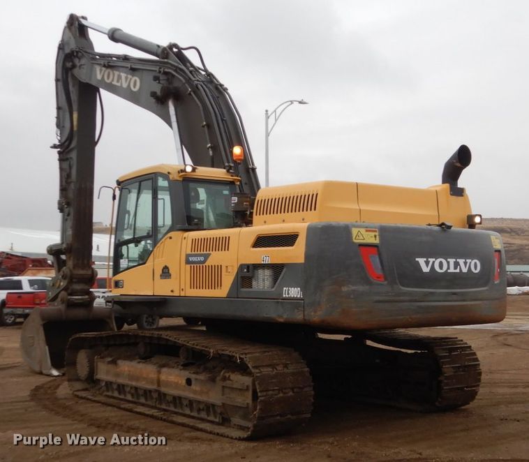 image for item DF5945 2012 Volvo EC380DL excavator