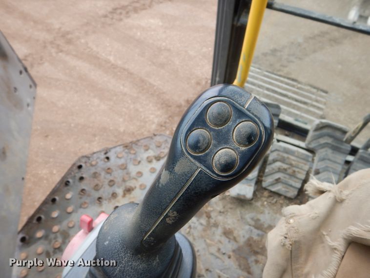 image for item DF5945 2012 Volvo EC380DL excavator