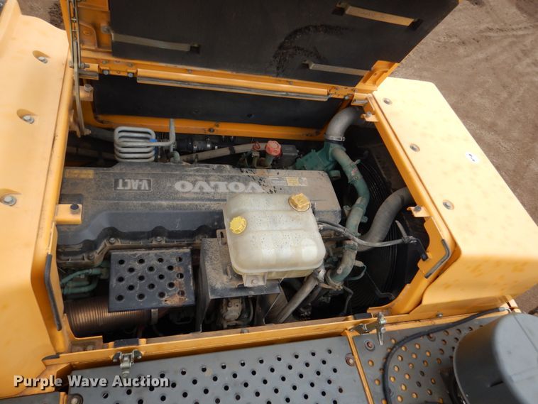image for item DF5945 2012 Volvo EC380DL excavator