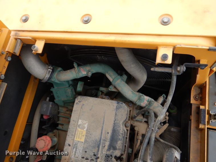 image for item DF5945 2012 Volvo EC380DL excavator