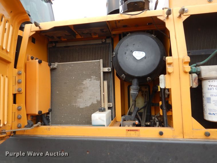 image for item DF5945 2012 Volvo EC380DL excavator