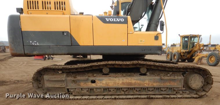 image for item DF5945 2012 Volvo EC380DL excavator