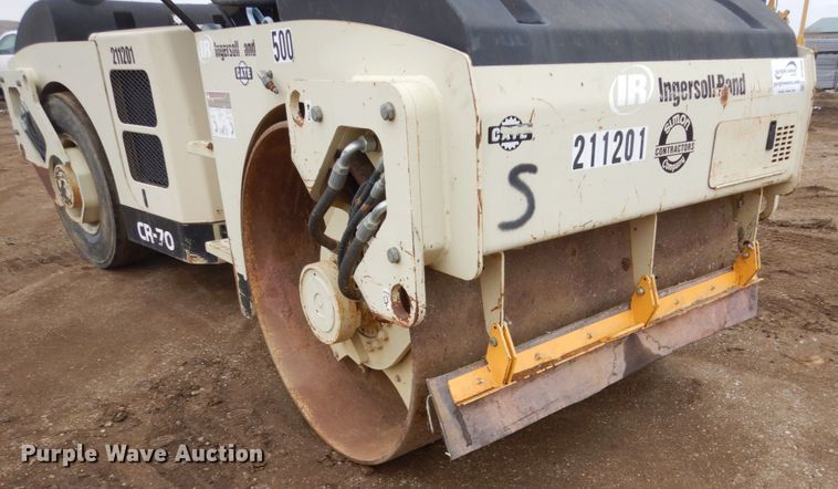 image for item DF5946 Ingersoll Rand CR-70 vibratory combination roller