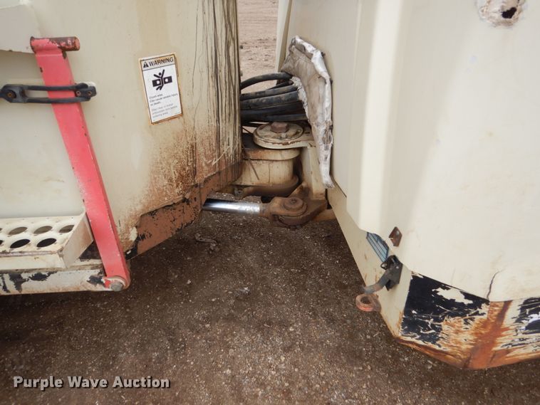 image for item DF5946 Ingersoll Rand CR-70 vibratory combination roller