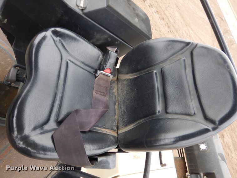 image for item DF5946 Ingersoll Rand CR-70 vibratory combination roller