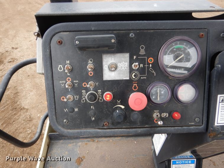 image for item DF5946 Ingersoll Rand CR-70 vibratory combination roller