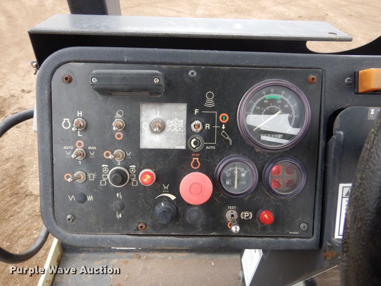 image for item DF5946 Ingersoll Rand CR-70 vibratory combination roller