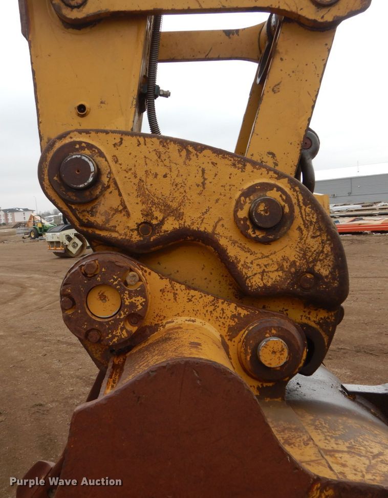 image for item DF5947 2007 Caterpillar 330D excavator