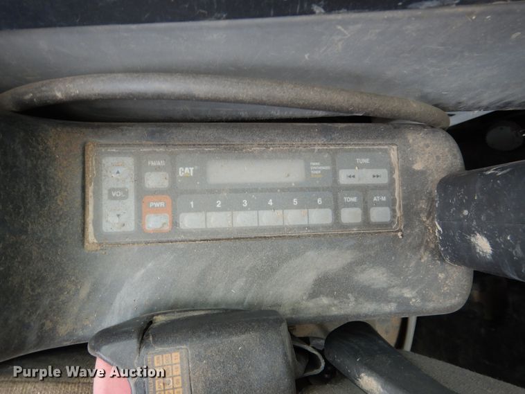 image for item DF5947 2007 Caterpillar 330D excavator