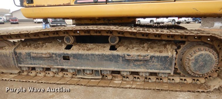 image for item DF5947 2007 Caterpillar 330D excavator