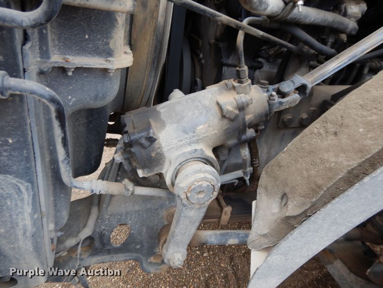 image for item DF5948 2013 Caterpillar CT660 semi truck