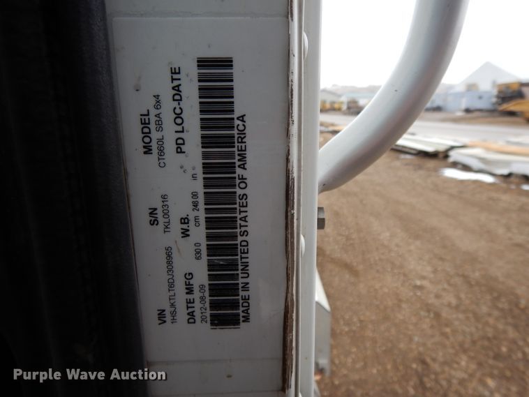 image for item DF5948 2013 Caterpillar CT660 semi truck