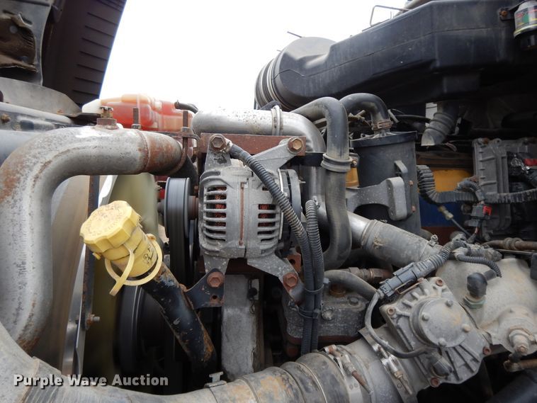 image for item DF5949 2014 Caterpillar CT660 semi truck