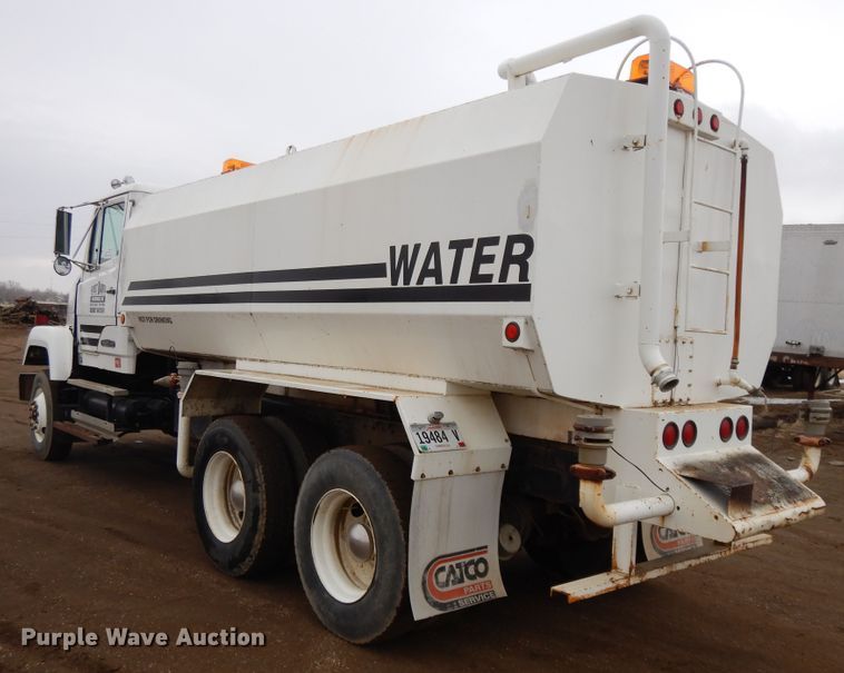 image for item DF5950 1988 Freightliner FLC tank truck