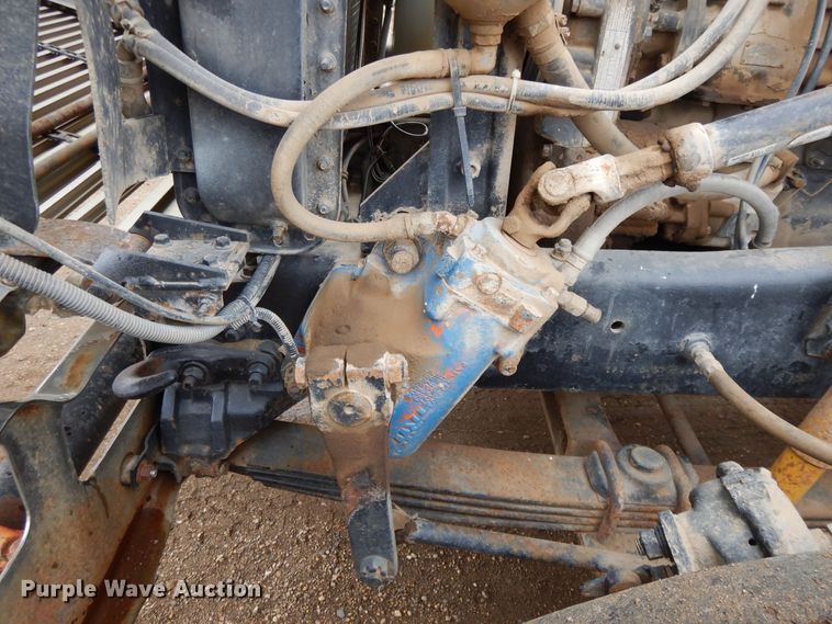 image for item DF5950 1988 Freightliner FLC tank truck