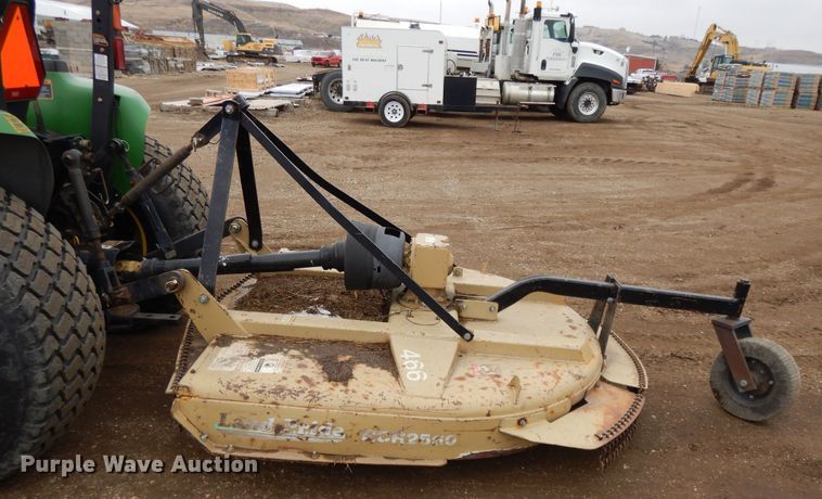 image for item DF5951 2006 John Deere 4520 MFWD tractor