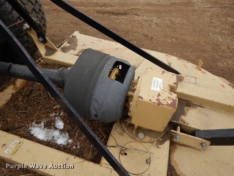 image for item DF5951 2006 John Deere 4520 MFWD tractor