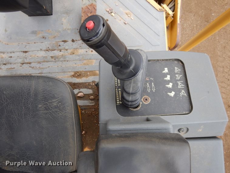 image for item DF5952 2006 Caterpillar CP-433E single drum vibratory compactor