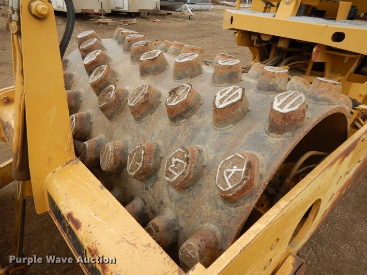 image for item DF5952 2006 Caterpillar CP-433E single drum vibratory compactor