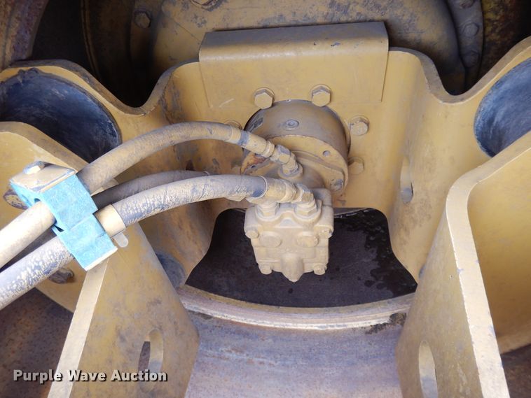 image for item DF5952 2006 Caterpillar CP-433E single drum vibratory compactor