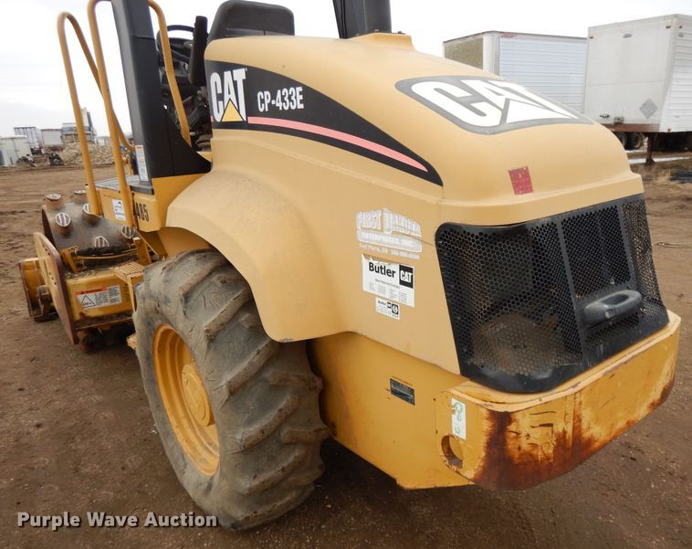 image for item DF5952 2006 Caterpillar CP-433E single drum vibratory compactor