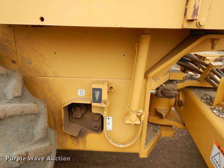 image for item DF5952 2006 Caterpillar CP-433E single drum vibratory compactor