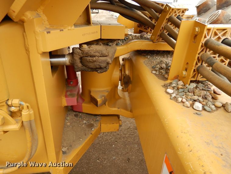 image for item DF5952 2006 Caterpillar CP-433E single drum vibratory compactor