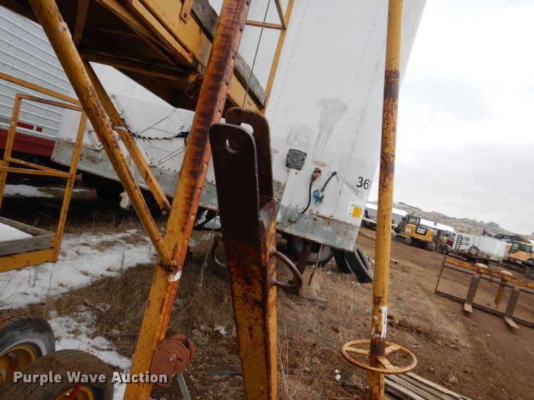 image for item DF5953 (2) Rustco 139 vertical lifts