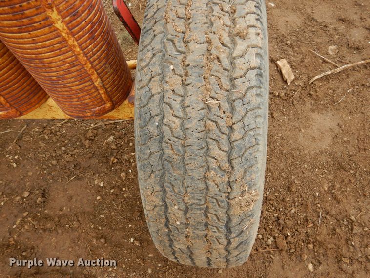 image for item DF5953 (2) Rustco 139 vertical lifts