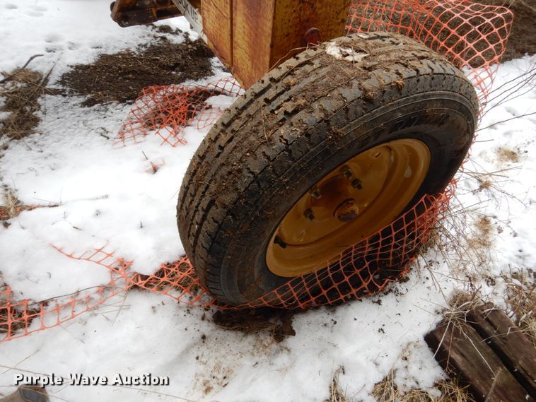 image for item DF5953 (2) Rustco 139 vertical lifts