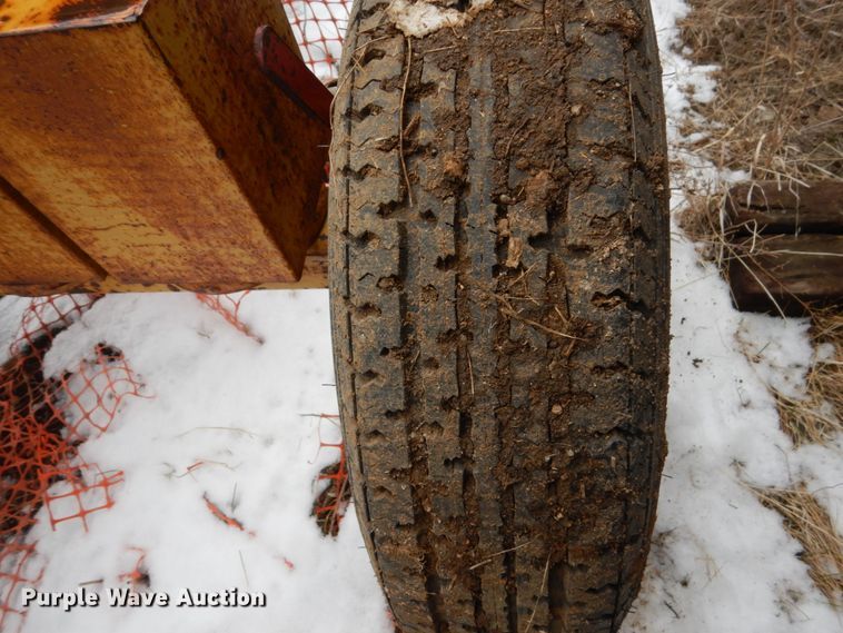 image for item DF5953 (2) Rustco 139 vertical lifts